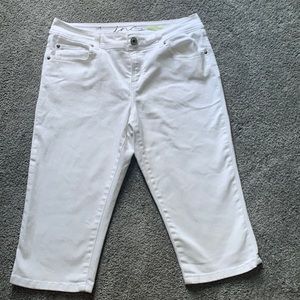 INC International Concepts Jean Capri Pants